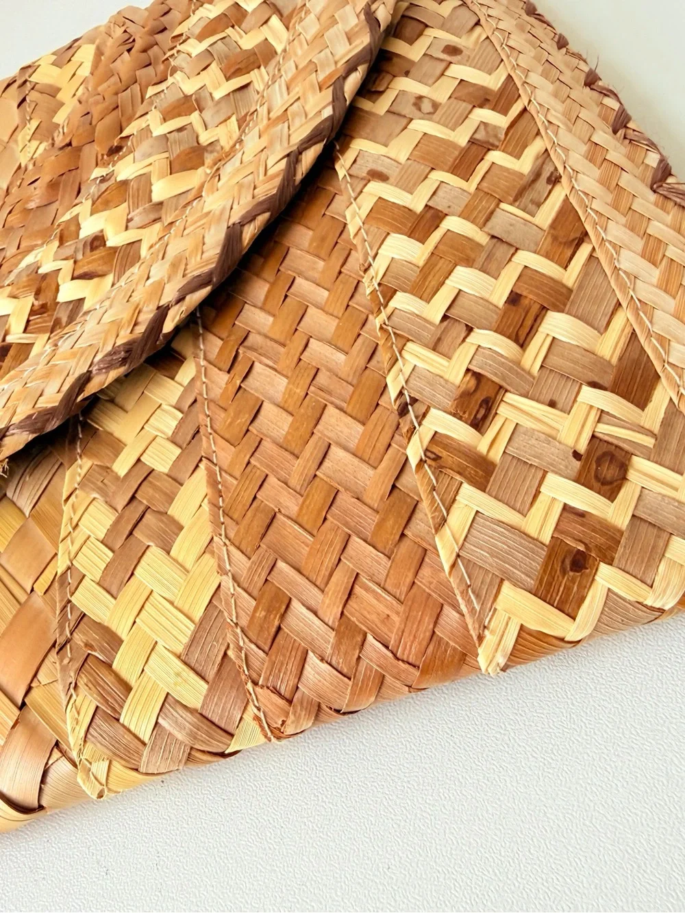 Woven Straw Clutch Bag - Natural Brown